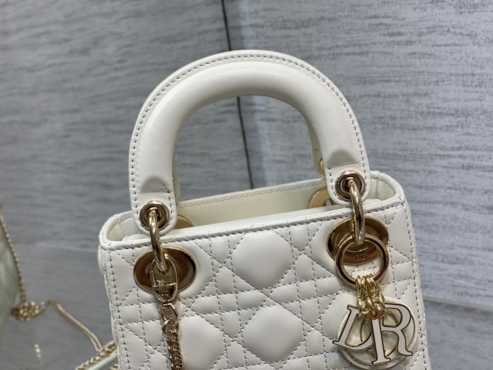 Handbag Dior size 17 cm