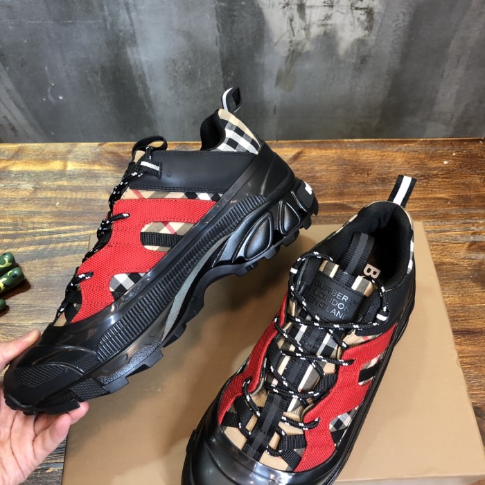 Burberry Arthur Vintage Check Cotton Nubuck Black Red Archive Beige