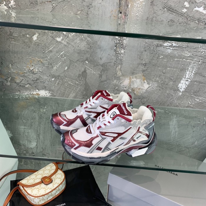 Balenciaga Runner sneaker 7