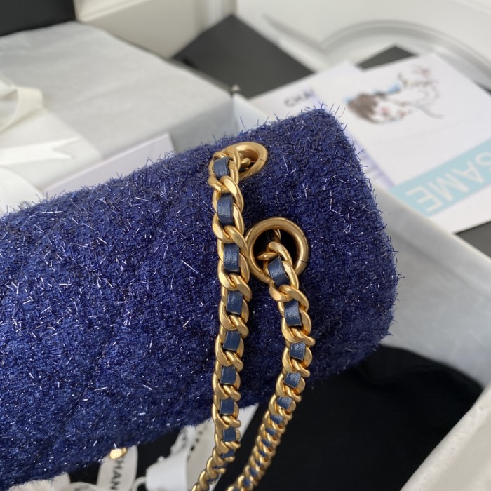 Handbag Chanel AS2820 size 25.5*6.5*16 cm.