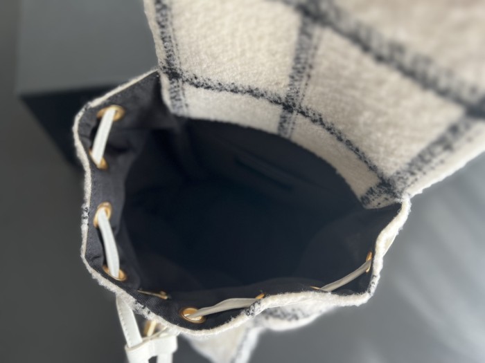 Handbag Chanel AS361 size 24cmx21cmx10 cm