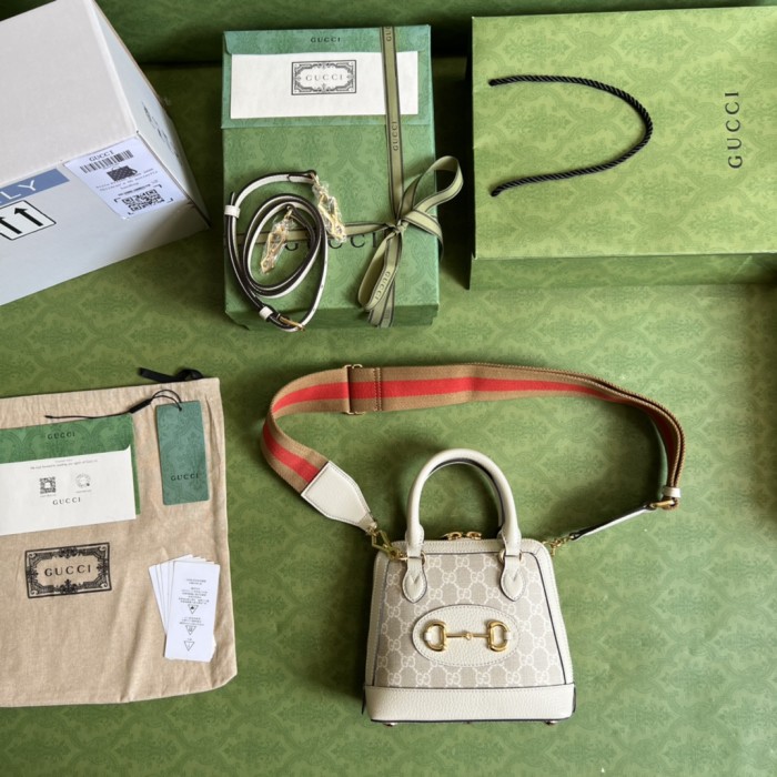 Handbag Gucci 677212 size 20*19.5*7.5 cm