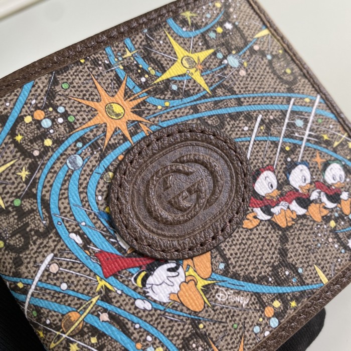 Handbag Gucci 647937 size 11*9*1.5 cm