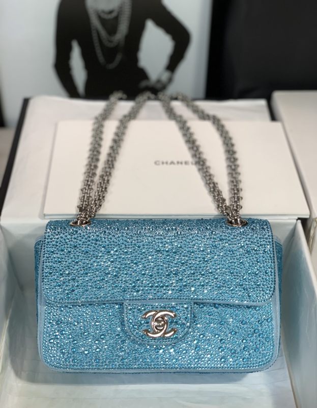 Handbag Chanel size 15.5x20x6 cm