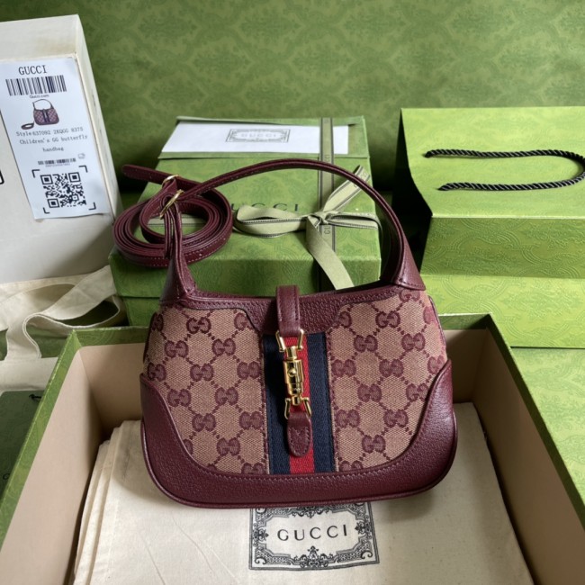Handbag Gucci 637092 size 19*13*3 cm