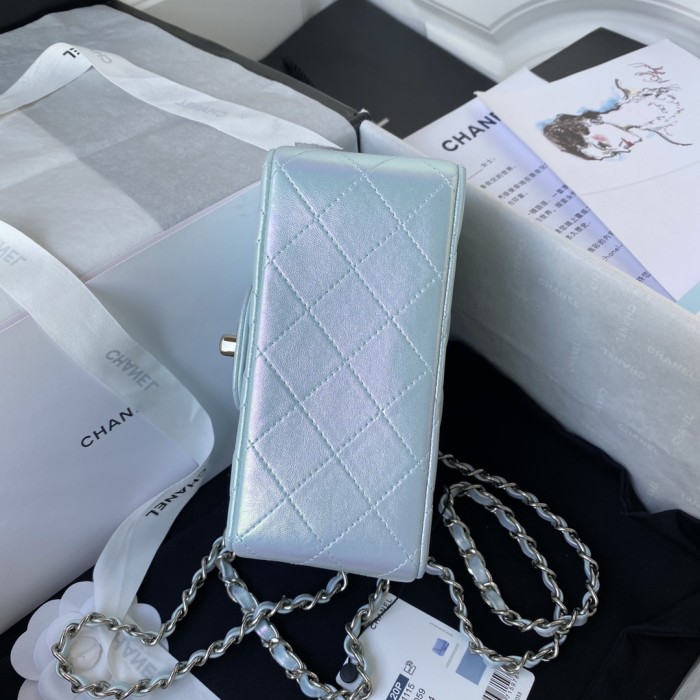 Handbag Chanel A01115 size 17 cm