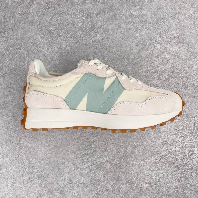 New Balance 327 Sneaker 17
