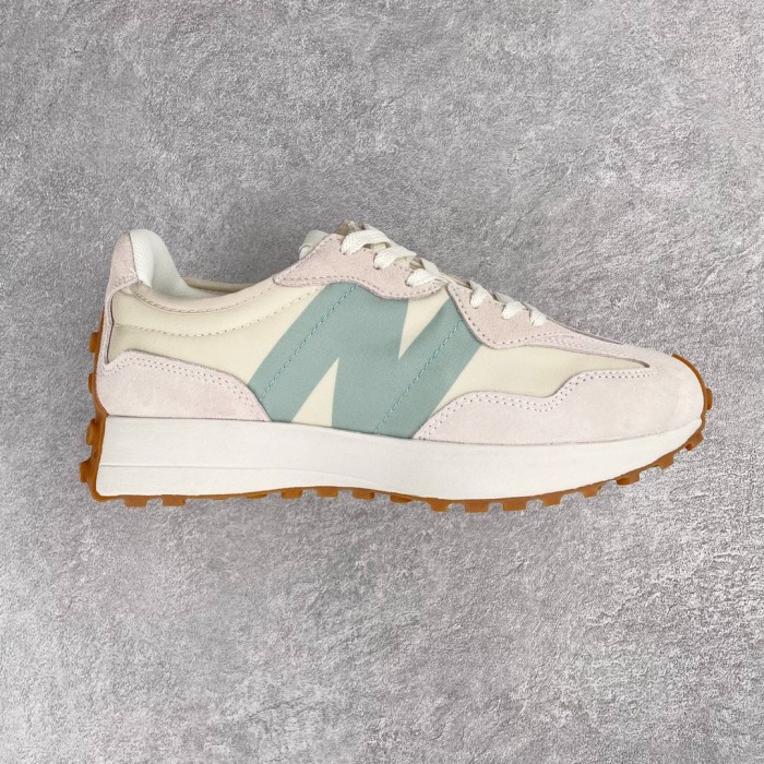 New Balance 327 Sneaker 17
