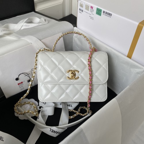 Handbag Chanel AS3886 size 20X14X7.5 cm