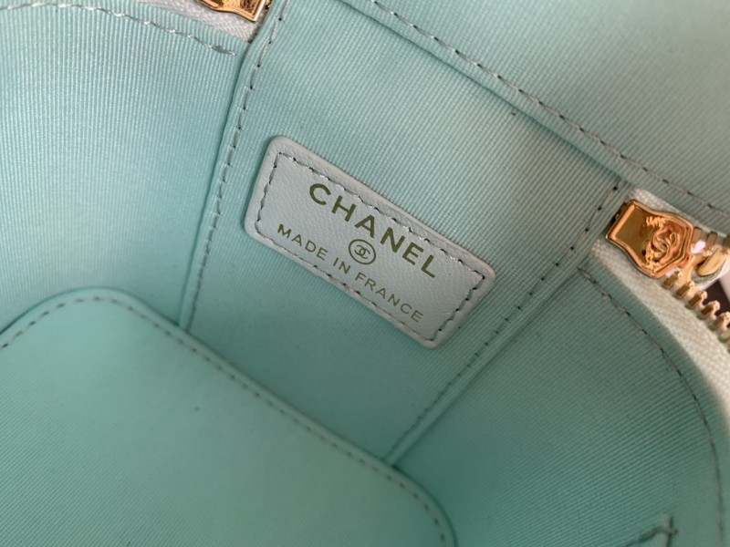 Handbag Chanel size 17.5cmx10cmx8 cm