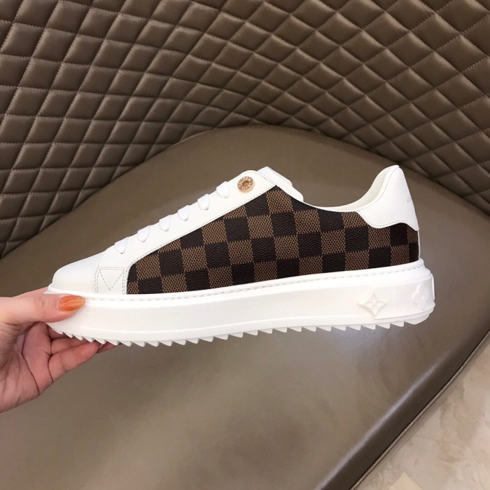 Louis Vuitton Low Top sneaker 19