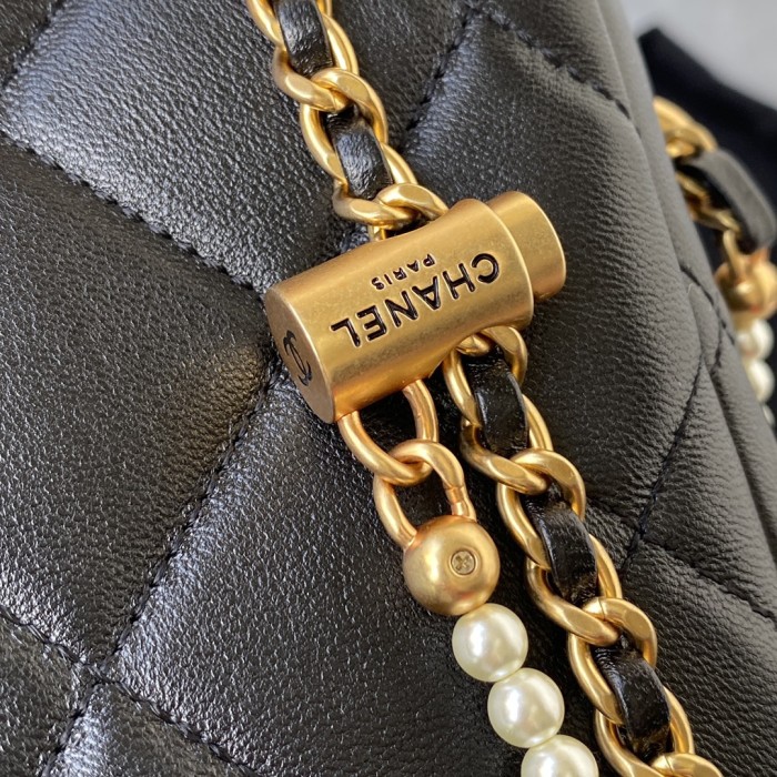 Handbag Chanel AS2857 size 16x12x6 cm