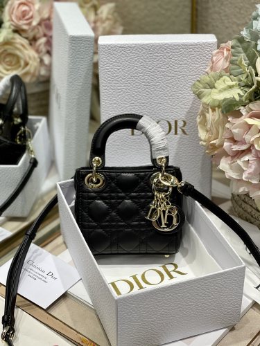 Handbag Dior 6601 size 12*10*5 cm