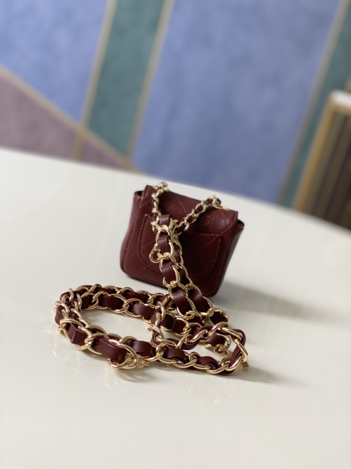 Handbag Chanel 2080 size 9.8.3 cm