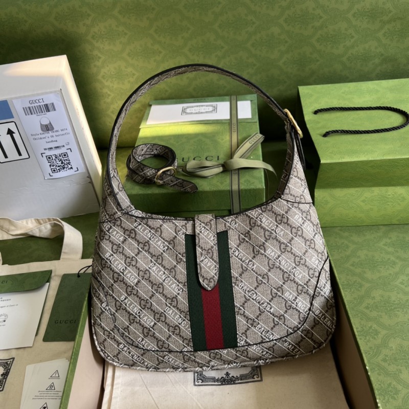 Handbag Gucci 636706 size 28×19×4.5 cm