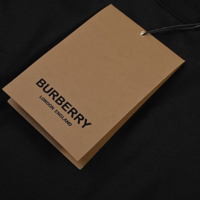 Clothes Burberry 31