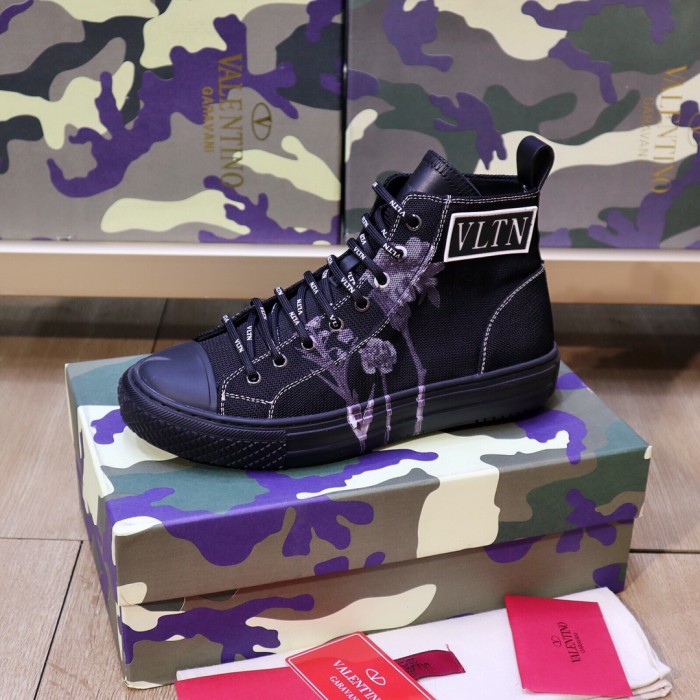 Valentino Garavani Giggies VLTN TIMES high-top sneakers 7