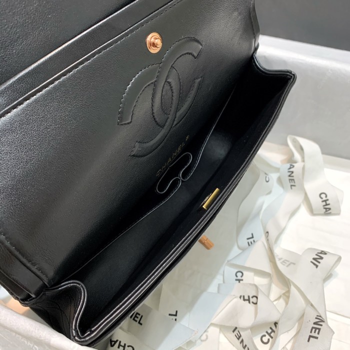 Handbag Chanel 112 size 25 cm