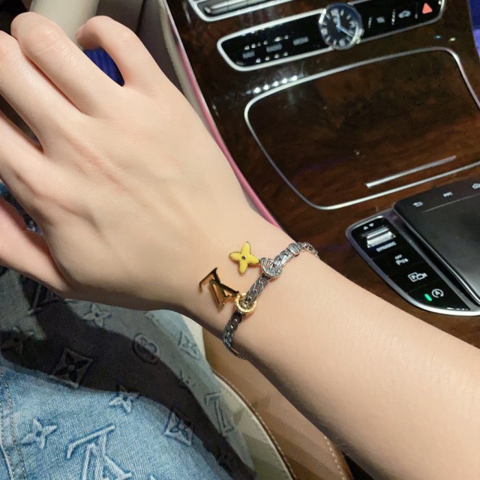 Clothes Louis Vuitton 50