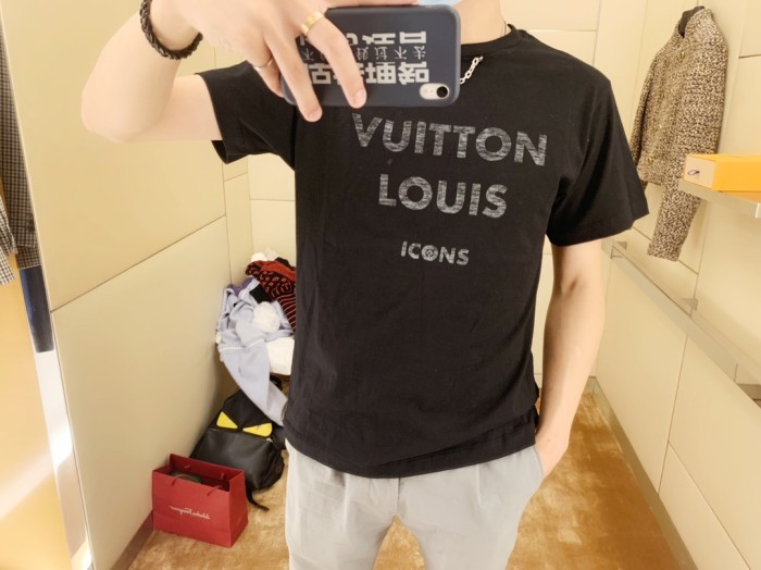 Clothes Louis Vuitton 25