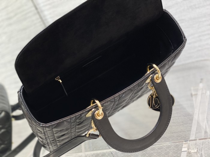 Handbag Dior size 32 cm