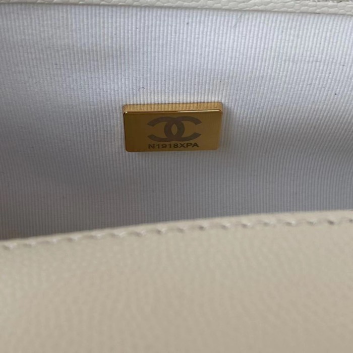 Handbag Chanel AS3653 size 25x21.5x7 cm