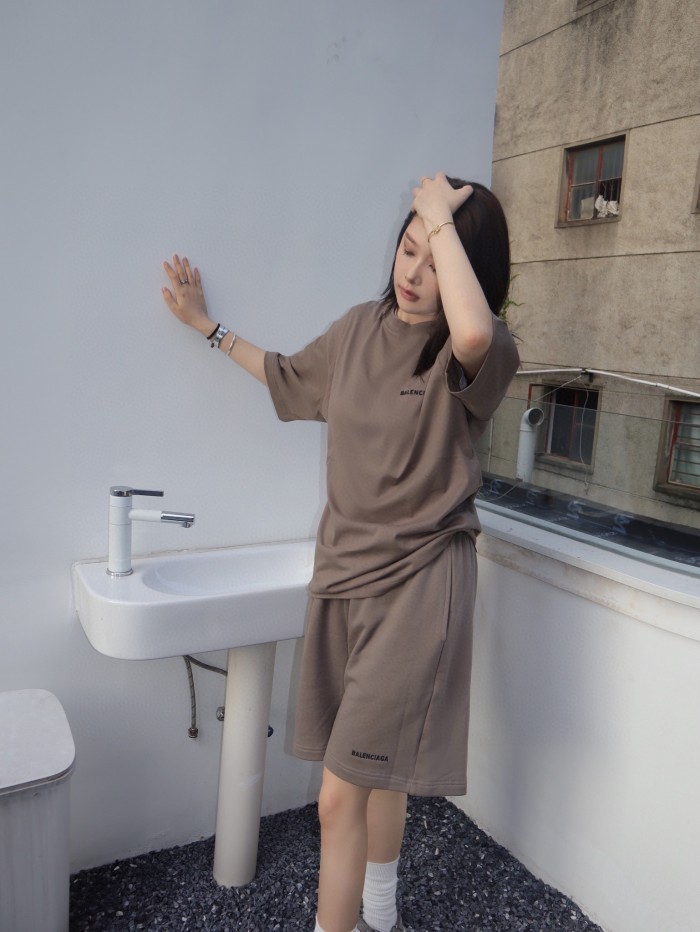 Clothes Balenciaga 210