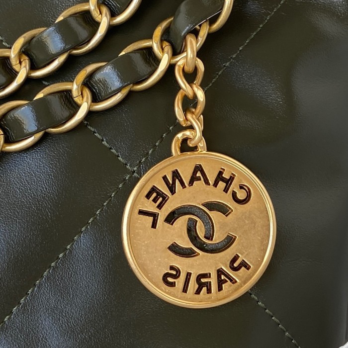 Handbag Chanel AS3263 size 18X20X6.5 cm