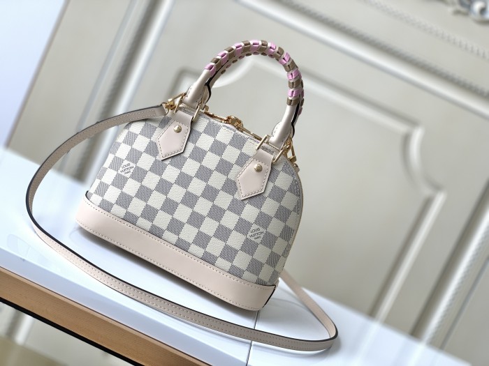 Handbag Louis Vuitton N45294 size：15x19x12cm