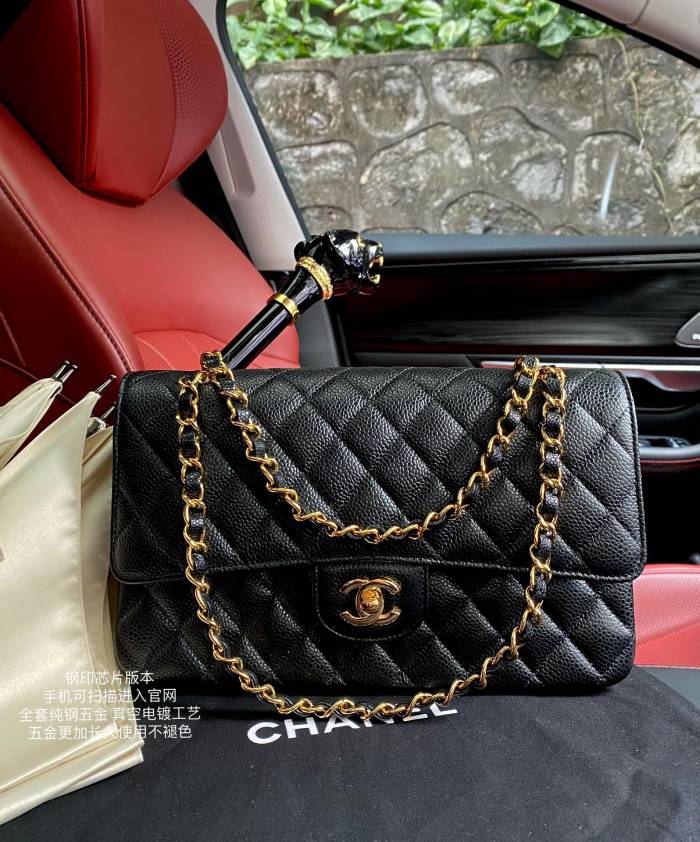 Handbag Chanel A01112 size 25.5*15.5*6.5 cm