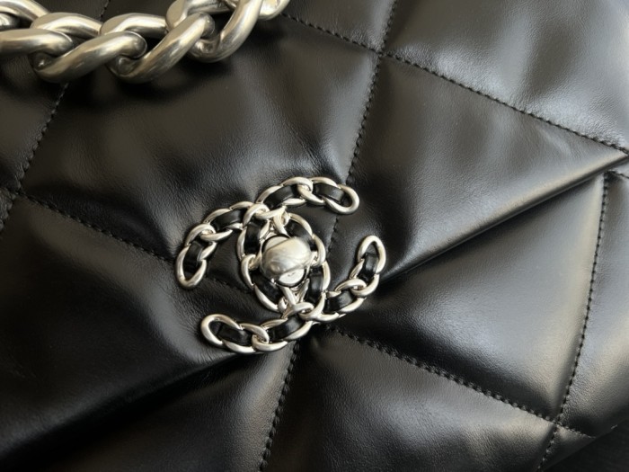 Handbag Chanel 1160 size 26cmx16cmx9 cm