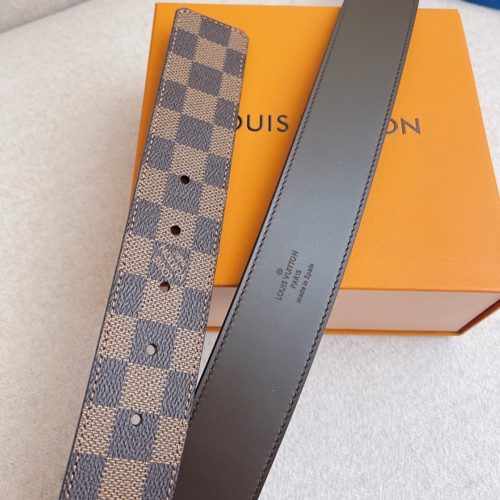 Louis Vuitton Belt 1 (width 4cm)