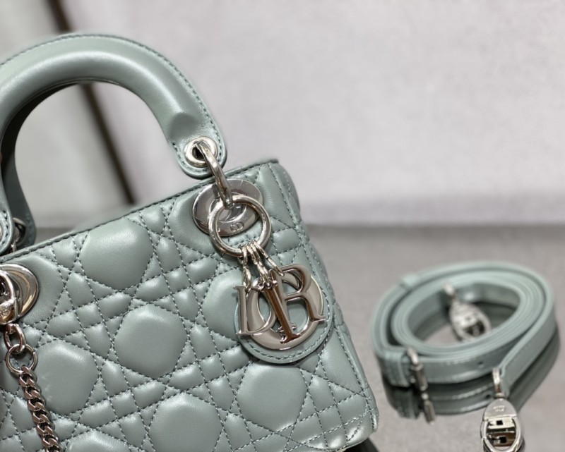 Handbag Dior size 17 cm