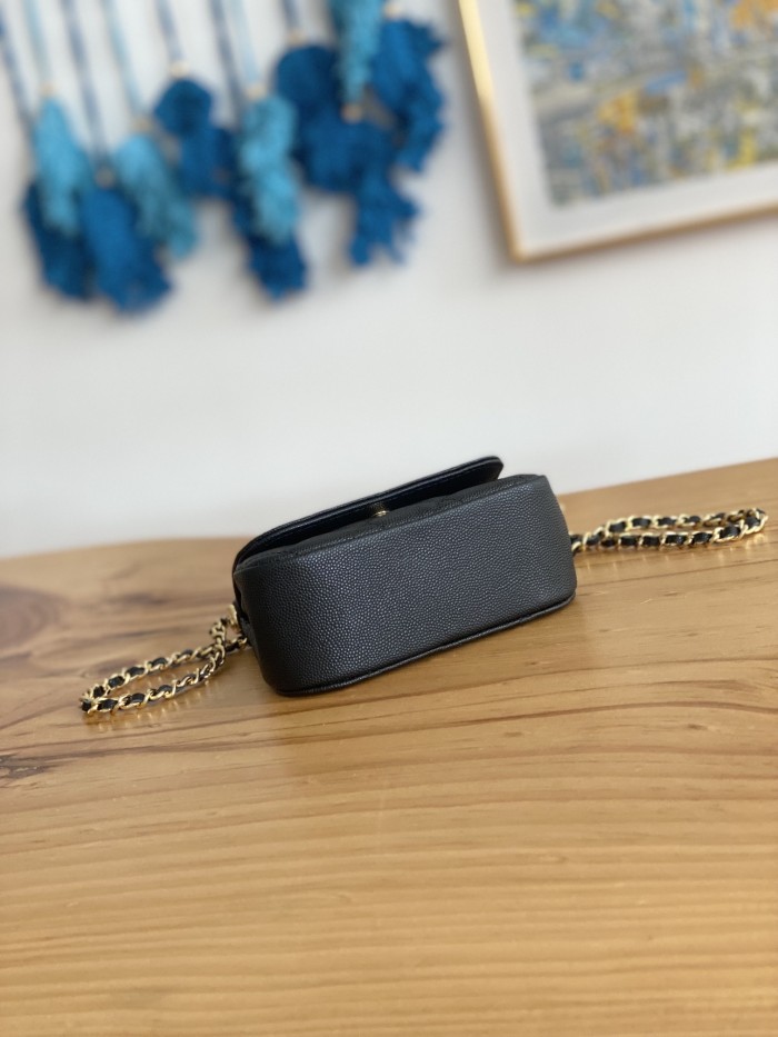 Handbag Chanel AP3004 size 11X12X5 cm