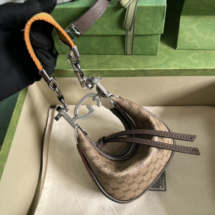 Handbag Gucci 718512 size 14.5*10*4 cm