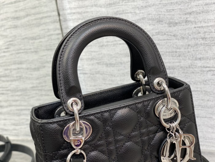 Handbag Dior size 20 cm