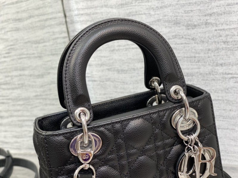 Handbag Dior size 20 cm