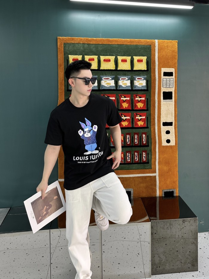 Clothes Louis Vuitton 276