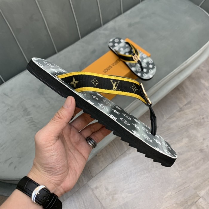 Louis Vuitton Slipper 39