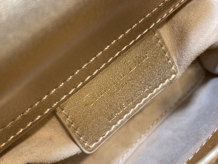 Handbag Dior size 12*10*5 cm