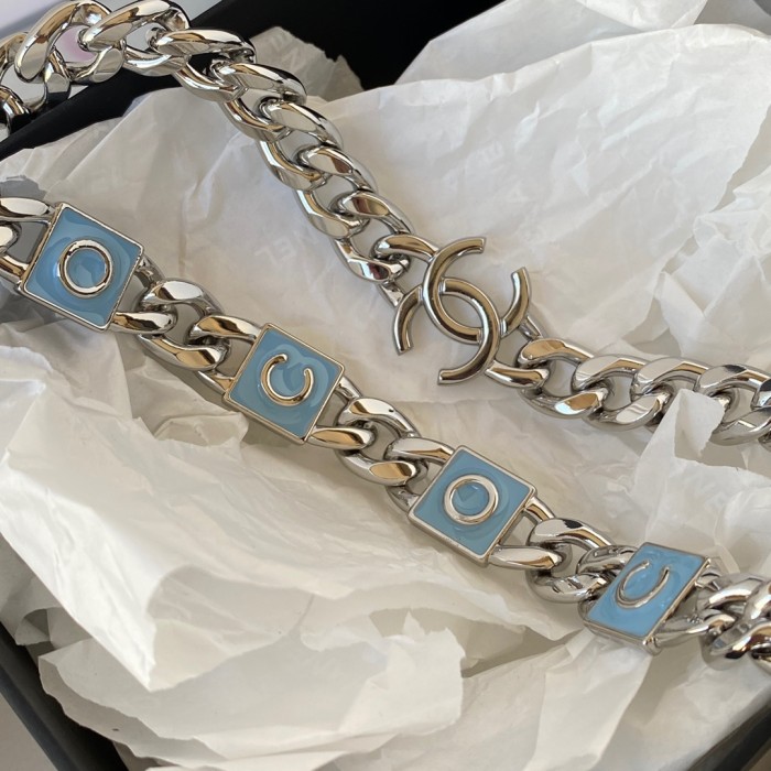 Handbag Chanel AP2718 size 12 cm