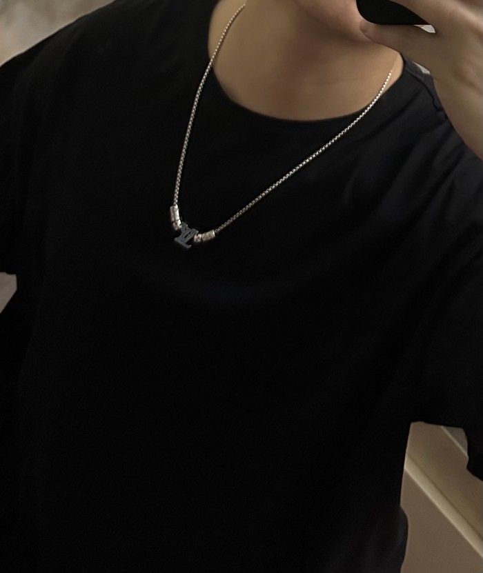 Clothes Louis Vuitton 34