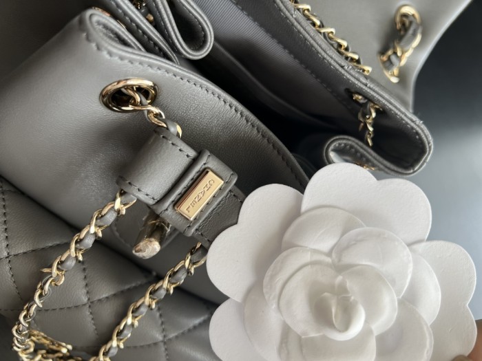 Handbag Chanel 2908 size 18cmx18cmx12 cm