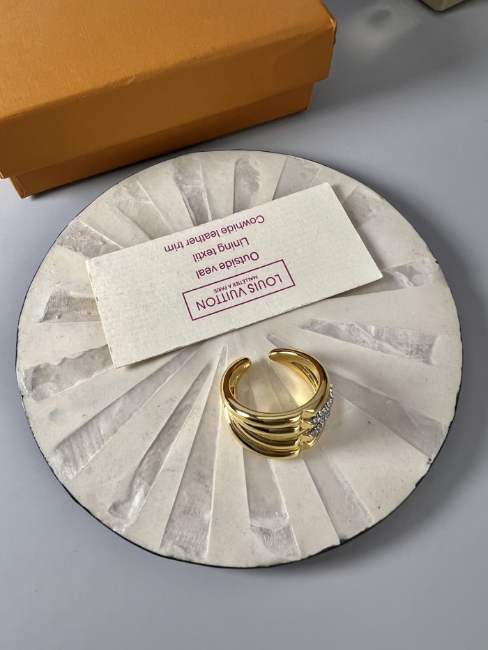 Clothes Louis Vuitton 95