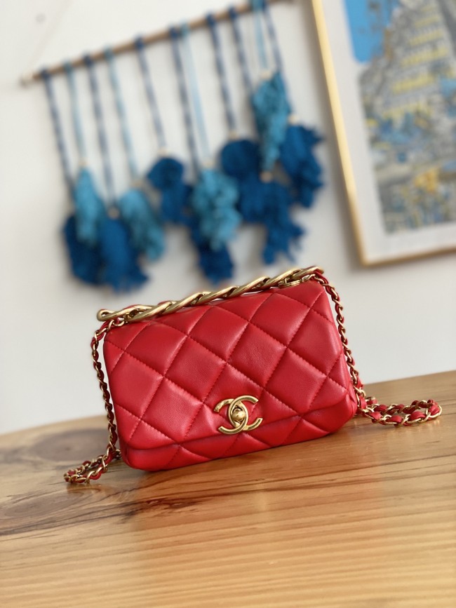 Handbag Chanel 3365 size 17X11.5X8.5 Cm