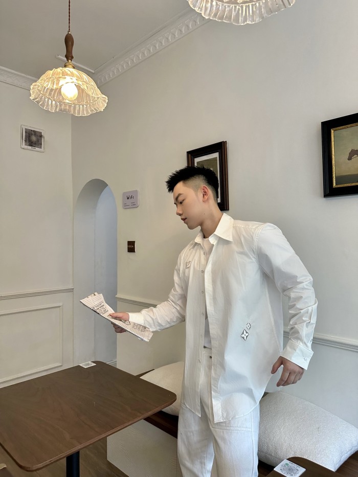 Clothes Louis Vuitton 350