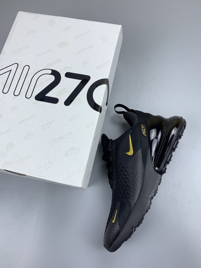 Nike Air Max 270 Sneaker 31
