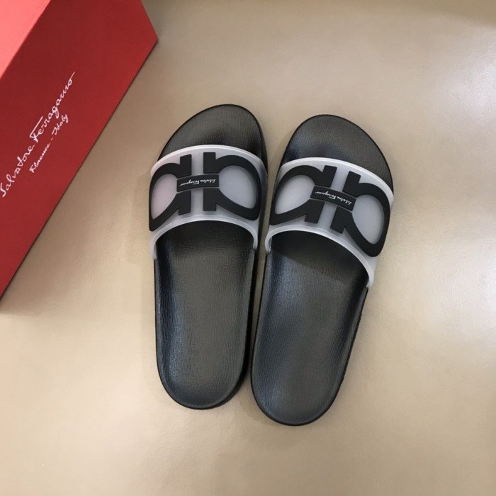 Salvatore Ferragamo Groove Slides 3
