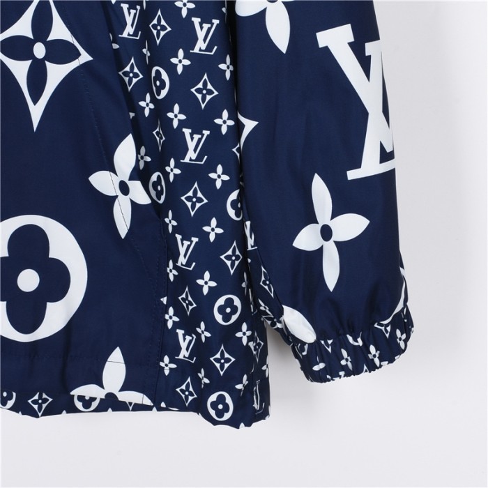 Clothes Louis Vuitton 333