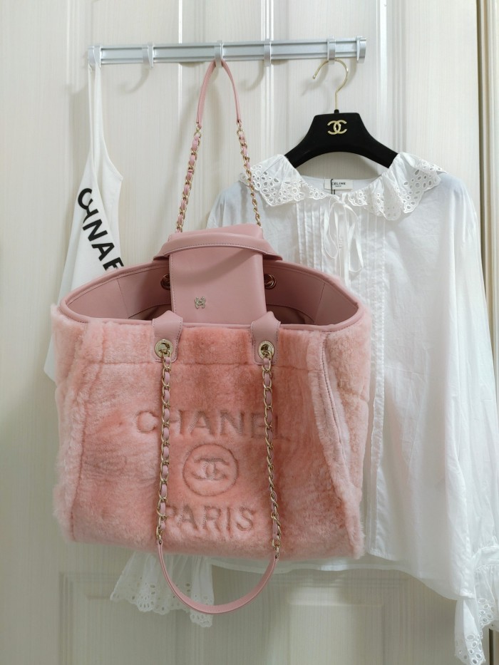 Handbag Chanel size 38 cm